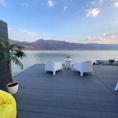 Noah River House Orsova Ngoại thất bức ảnh