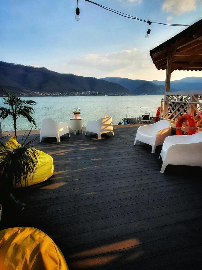 Noah River House Orsova Ngoại thất bức ảnh