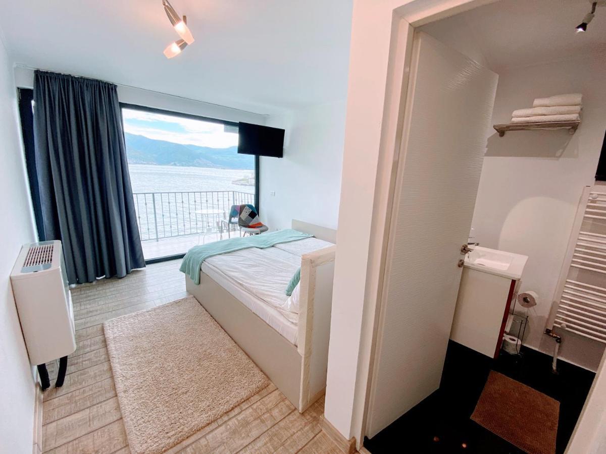 Noah River House Orsova Ngoại thất bức ảnh
