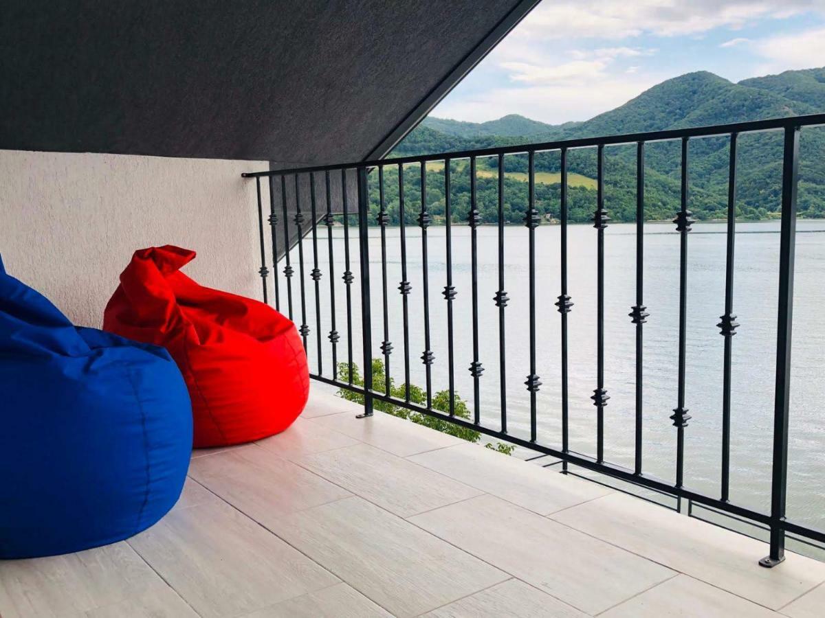 Noah River House Orsova Ngoại thất bức ảnh