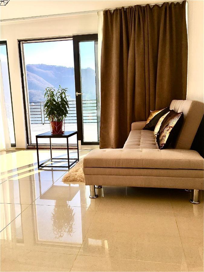 Noah River House Orsova Ngoại thất bức ảnh
